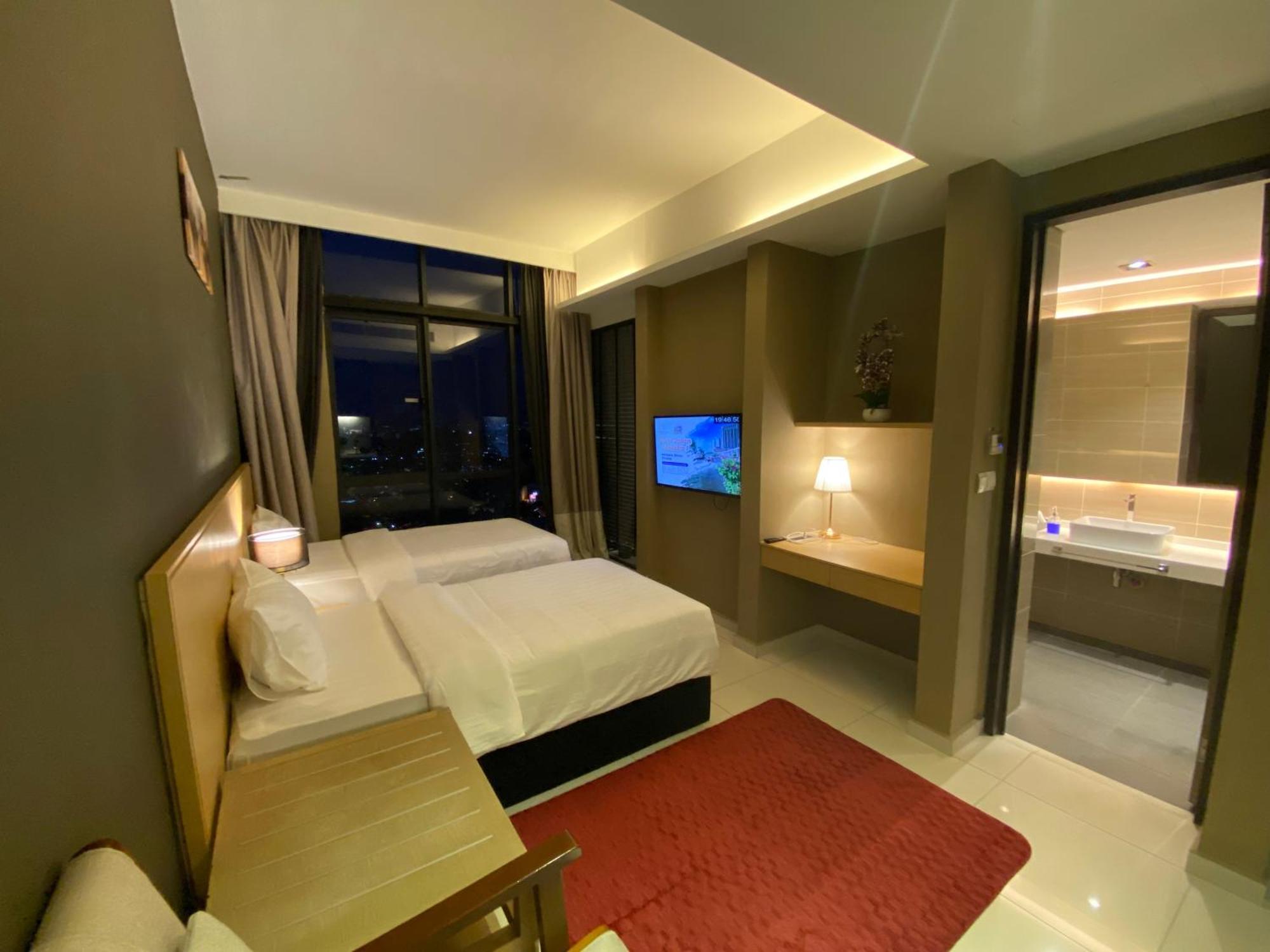 The Honeymoon Haven - 99 Residences Malacca Extérieur photo